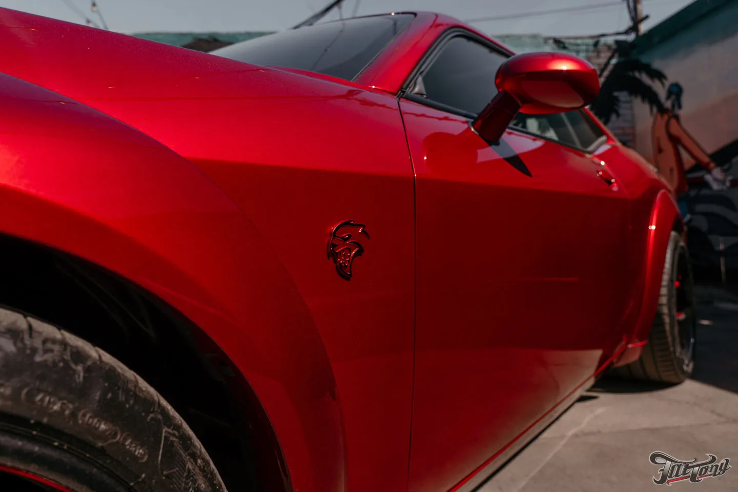 Вспомним большой проект по Dodge Challenger Hellcat?